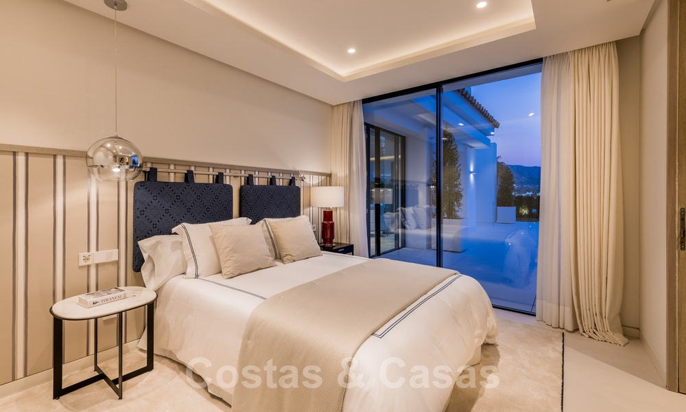 Villa de luxe rénovée dans un style contemporain à vendre, à proximité des commodités dans la vallée du golf de Nueva Andalucia, Marbella 31773
