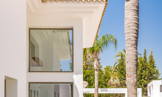 Villa luxueuse à vendre dans un style intemporel, à proximité des commodités et un terrain de golf sur le New Golden Mile entre Marbella et Estepona 31807 