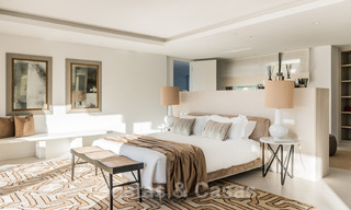 Villa luxueuse à vendre dans un style intemporel, à proximité des commodités et un terrain de golf sur le New Golden Mile entre Marbella et Estepona 31820 