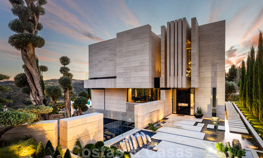 Une nouvelle villa de conception moderne en vente dans un prestigieux complexe de golf à Mijas, Costa del Sol 31908