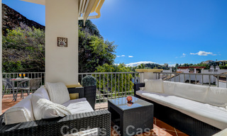 Appartement spacieux et bien entretenu avec vue sur le golf à vendre dans un complexe résidentiel très recherché à Benahavis - Marbella 32312 