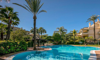 Spacieux penthouse de luxe avec vue panoramique en vente sur un terrain de golf à Nueva Andalucia, Marbella 32083 