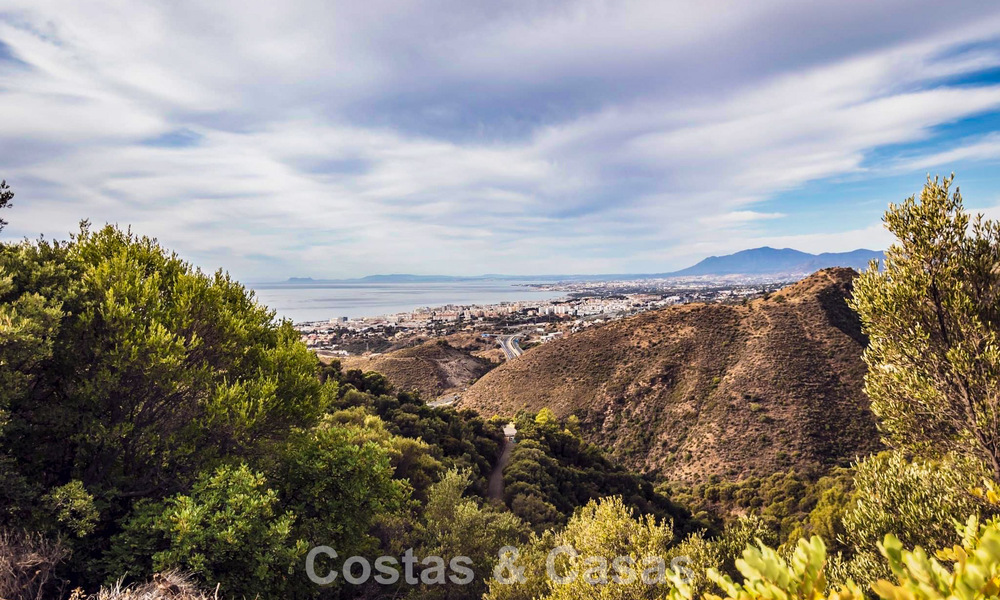 Villas modernes de construction neuve à vendre avec vue imprenable sur la mer à Marbella, à proximité des plages et du centre 803974