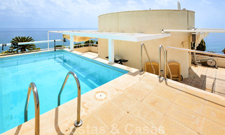 Appartement penthouse en première ligne de plage à vendre avec piscine privée sur le New Golden Mile, entre Marbella et Estepona 32175 