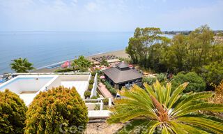 Appartement penthouse en première ligne de plage à vendre avec piscine privée sur le New Golden Mile, entre Marbella et Estepona 32176 