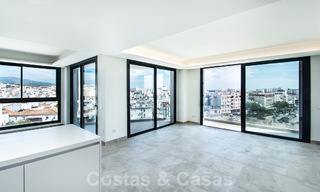 Elégant appartement moderne avec vue sur la mer et la ville à vendre dans le centre d'Estepona 32247 