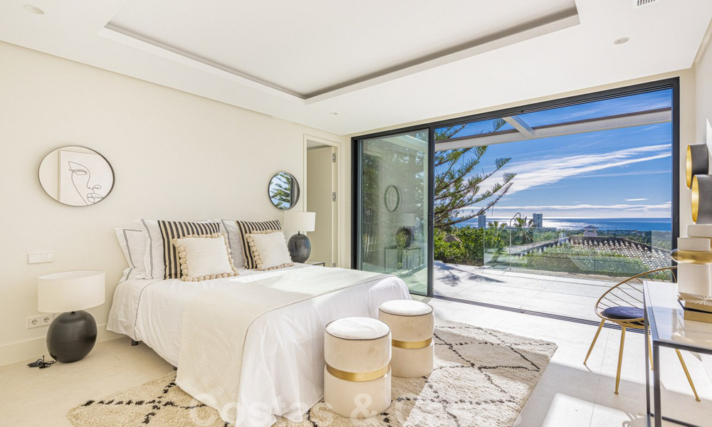 Elégante et spacieuse villa neuve, moderne à vendre avec vue panoramique sur la mer à Elviria, Marbella 32316