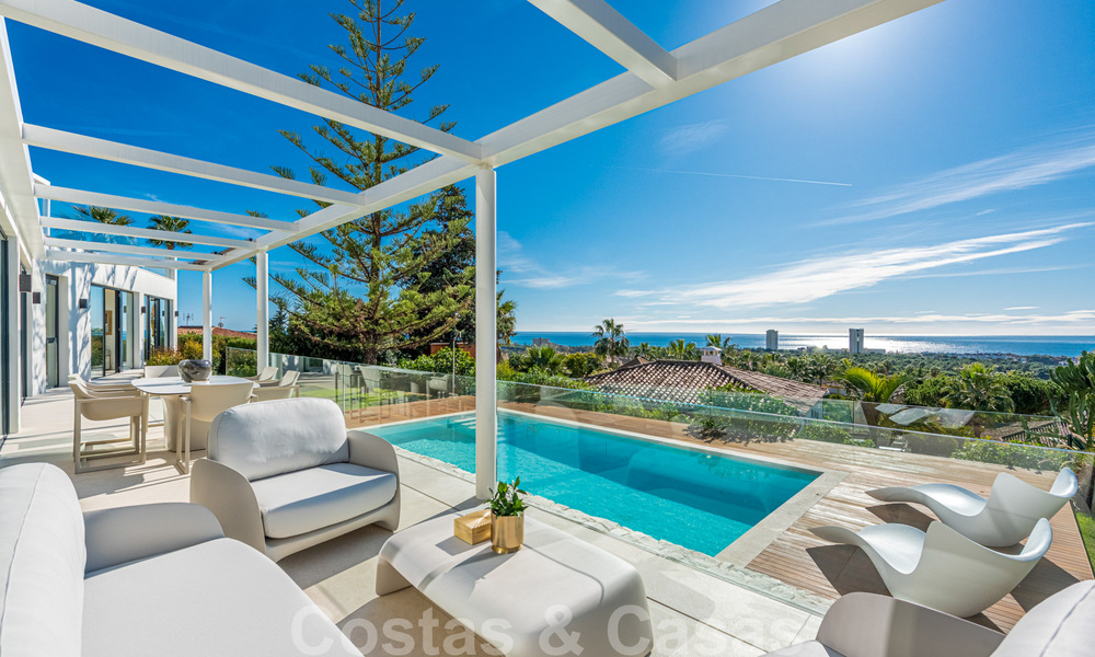 Elégante et spacieuse villa neuve, moderne à vendre avec vue panoramique sur la mer à Elviria, Marbella 32318