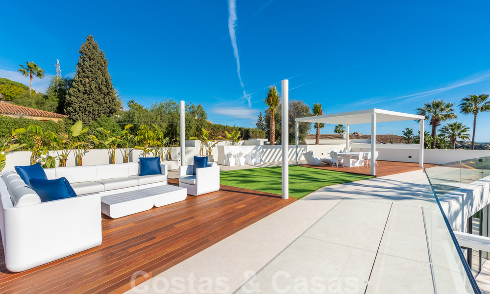 Elégante et spacieuse villa neuve, moderne à vendre avec vue panoramique sur la mer à Elviria, Marbella 32325