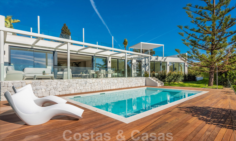 Elégante et spacieuse villa neuve, moderne à vendre avec vue panoramique sur la mer à Elviria, Marbella 32331