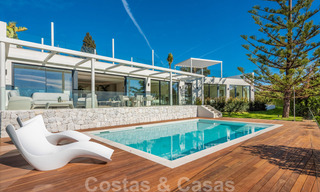 Elégante et spacieuse villa neuve, moderne à vendre avec vue panoramique sur la mer à Elviria, Marbella 32331 