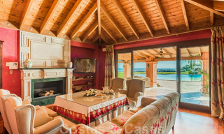 Elégante propriété de style méditerranéen avec vue sur la mer à vendre, Benahavis - Marbella 32351 