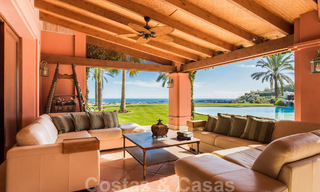 Elégante propriété de style méditerranéen avec vue sur la mer à vendre, Benahavis - Marbella 32357 