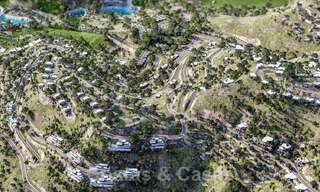 Terrains à bâtir pour des villas modernes clés en main avec des vues spectaculaires sur le terrain de golf, le lac, les montagnes et la mer Méditerranée jusqu'à l'Afrique, dans un complexe de golf fermé à vendre à Benahavis - Marbella 32434 