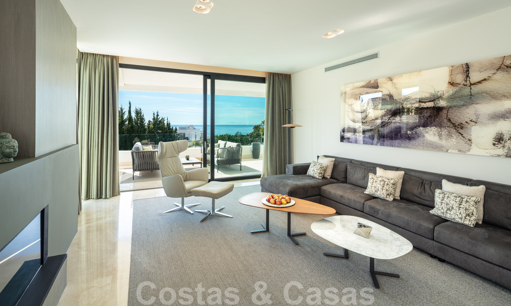 Appartement penthouse spacieux et moderne avec vue imprenable sur la mer à vendre à Sierra Blanca sur le Golden Mile, Marbella 32681