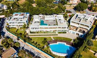 Appartement penthouse spacieux et moderne avec vue imprenable sur la mer à vendre à Sierra Blanca sur le Golden Mile, Marbella 32685 