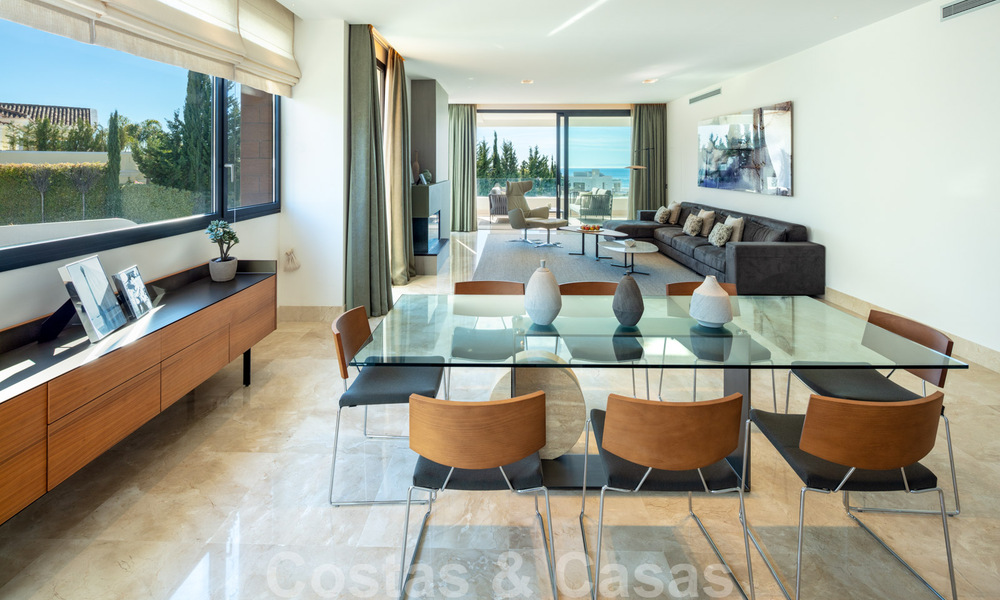 Appartement penthouse spacieux et moderne avec vue imprenable sur la mer à vendre à Sierra Blanca sur le Golden Mile, Marbella 32688