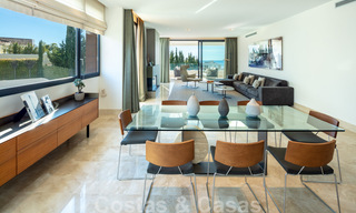 Appartement penthouse spacieux et moderne avec vue imprenable sur la mer à vendre à Sierra Blanca sur le Golden Mile, Marbella 32688 