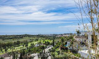 Villa moderne exclusive à vendre avec vue panoramique sur la montagne, le golf et la mer à Marbella - Benahavis. Prêt à emménager. 32614 