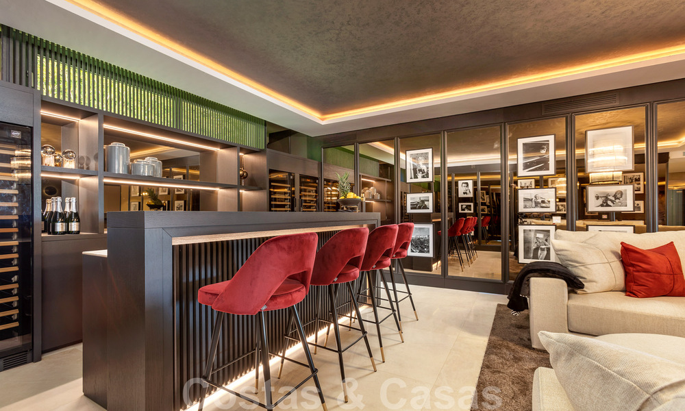 Villa moderne exclusive à vendre avec vue panoramique sur la montagne, le golf et la mer à Marbella - Benahavis. Prêt à emménager. 32635