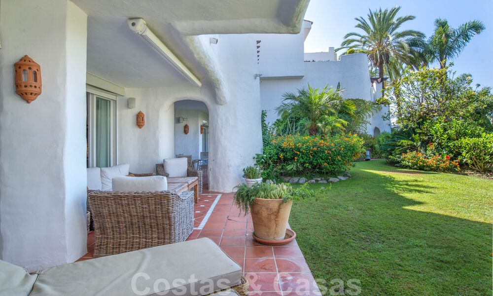 Appartement de luxe de 4 chambres dans un complexe de plage en première ligne, à distance de marche de Puerto Banus à Marbella 32841
