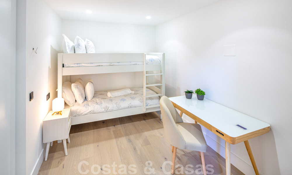 Superbe appartement de luxe contemporain rénové, orienté plein sud, à vendre à Nueva Andalucia, Marbella 32883