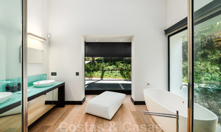 Villa contemporaine à vendre en pleine nature avec vue imprenable sur le lac, les montagnes et la mer près de Marbella 33152 