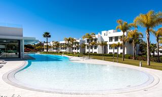 Prêt à emménager ! Penthouse moderne avec 3 chambres à coucher à vendre dans une station balnéaire de luxe à Marbella - Estepona 33401 