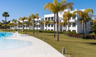 Prêt à emménager ! Penthouse moderne avec 3 chambres à coucher à vendre dans une station balnéaire de luxe à Marbella - Estepona 33402 