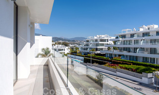 Prêt à emménager ! Penthouse moderne avec 3 chambres à coucher à vendre dans une station balnéaire de luxe à Marbella - Estepona 33407 