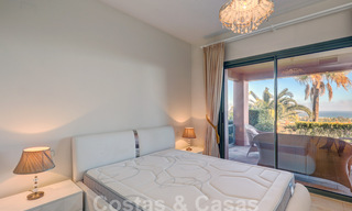 Appartement de luxe à vendre avec jardin privé et vue sur la mer dans un complexe de golf cinq étoiles de luxe à Benahavis - Marbella 33349 