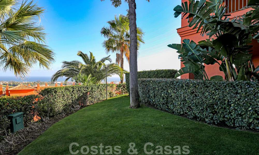 Appartement de luxe à vendre avec jardin privé et vue sur la mer dans un complexe de golf cinq étoiles de luxe à Benahavis - Marbella 33353