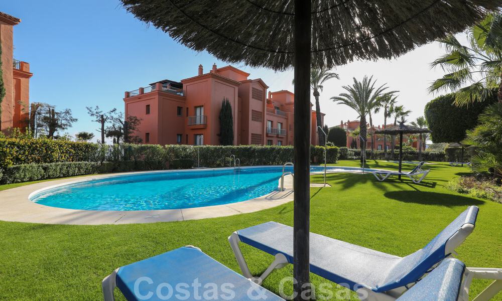 Appartement de luxe à vendre avec jardin privé et vue sur la mer dans un complexe de golf cinq étoiles de luxe à Benahavis - Marbella 33354