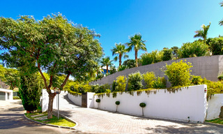 Villa de luxe moderne et exclusive, prête à emménager, à vendre à Benahavis - Marbella, avec vue imprenable sur le golf et la mer 33560 