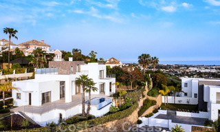 Prête à emménager, nouvelle villa de luxe moderne à vendre avec vue sur la mer à Marbella - Benahavis dans une résidence fermée 33586 