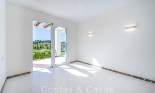 Villa moderne de luxe à vendre à Marbella - Benahavis avec vue panoramique sur le golf, prête à emménager 33501 