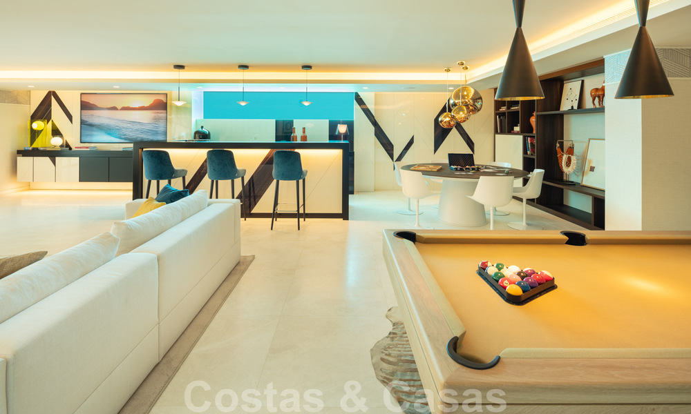 Villa de conception moderne prête à emménager à vendre à Nueva Andalucia - Marbella, proche des commodités 34001