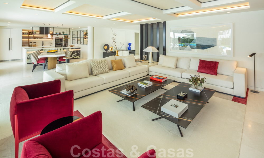 Villa de conception moderne prête à emménager à vendre à Nueva Andalucia - Marbella, proche des commodités 34015
