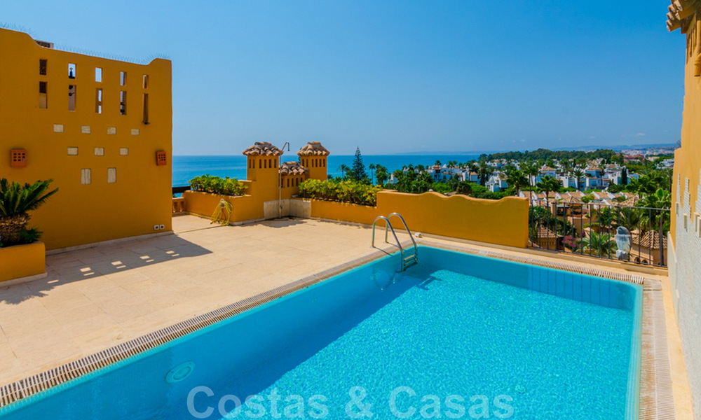 Spectaculaire penthouse avec piscine privée et vue panoramique sur la mer dans un complexe de luxe en front de mer à vendre, New Golden Mile, Marbella - Estepona 34032