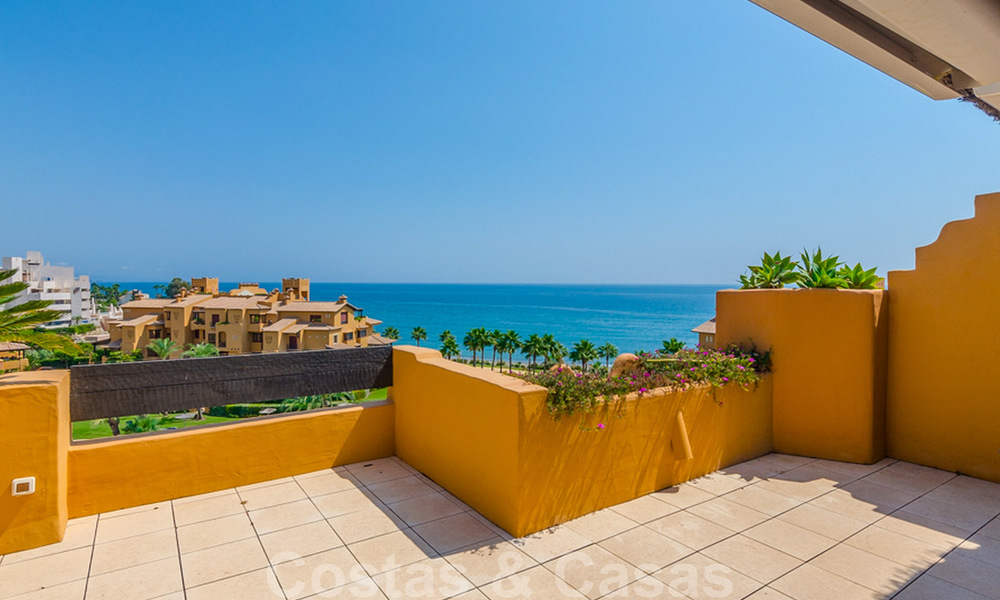 Spectaculaire penthouse avec piscine privée et vue panoramique sur la mer dans un complexe de luxe en front de mer à vendre, New Golden Mile, Marbella - Estepona 34034