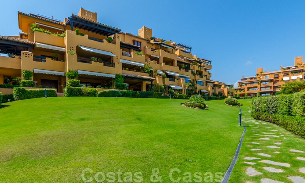 Spectaculaire penthouse avec piscine privée et vue panoramique sur la mer dans un complexe de luxe en front de mer à vendre, New Golden Mile, Marbella - Estepona 34061