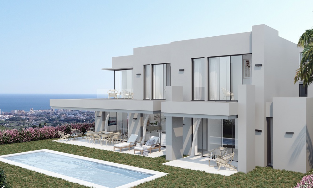 Nouvelles villas modernes à vendre avec vue panoramique sur la mer et les montagnes à Mijas, Costa del Sol 34116
