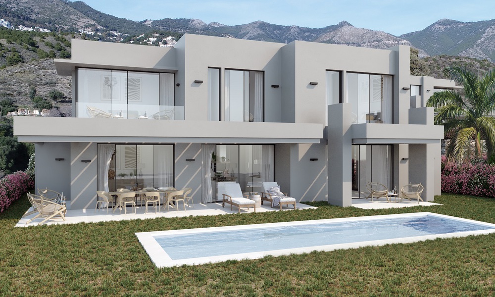Nouvelles villas modernes à vendre avec vue panoramique sur la mer et les montagnes à Mijas, Costa del Sol 34117