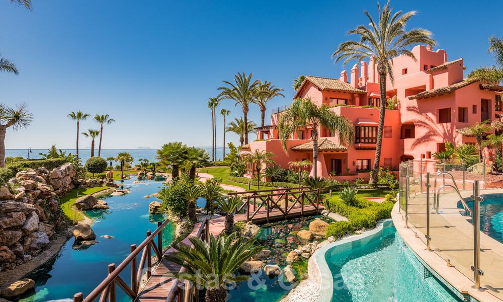 Appartement de luxe avec jardin en front de mer à vendre dans un complexe exclusif entre Marbella et Estepona 34213