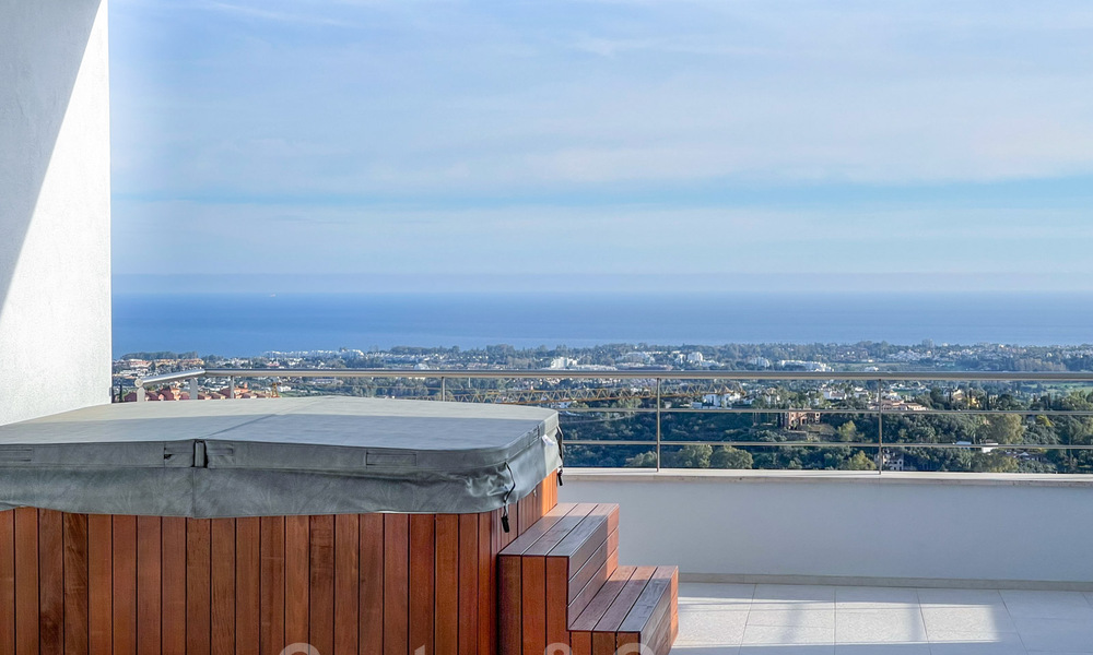Villa ultramoderne avec vue panoramique sur la mer à vendre dans une urbanisation exclusive de Benahavis - Marbella 34352