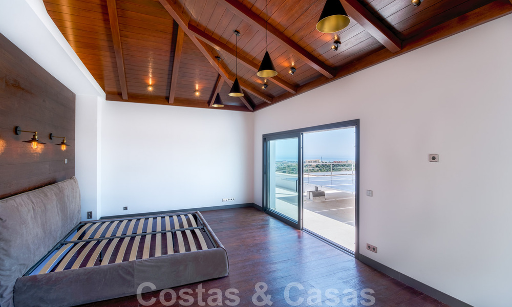 Villa ultramoderne avec vue panoramique sur la mer à vendre dans une urbanisation exclusive de Benahavis - Marbella 34358
