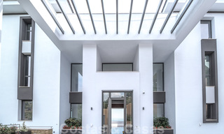 Villa ultramoderne avec vue panoramique sur la mer à vendre dans une urbanisation exclusive de Benahavis - Marbella 34394 