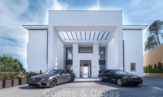 Villa ultramoderne avec vue panoramique sur la mer à vendre dans une urbanisation exclusive de Benahavis - Marbella 34432 