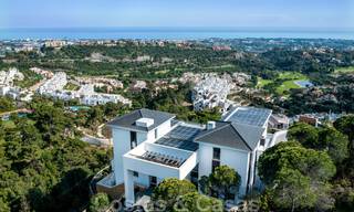 Villa ultramoderne avec vue panoramique sur la mer à vendre dans une urbanisation exclusive de Benahavis - Marbella 34435 
