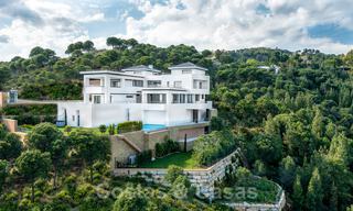 Villa ultramoderne avec vue panoramique sur la mer à vendre dans une urbanisation exclusive de Benahavis - Marbella 34437 